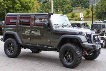 Custom 2015 Jeep Wrangler Willys Wheeler Unlimited Tank