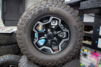 Gladiator JT Rubicon Wheels & Tires; Falken Wildpeak M/T; Set of 4