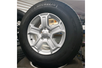 Jeep Wrangler JL Sport Wheels; Michelin LTX MS2 Tires