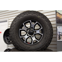 2018 Jeep Wrangler JL Rubicon Wheels and Tires